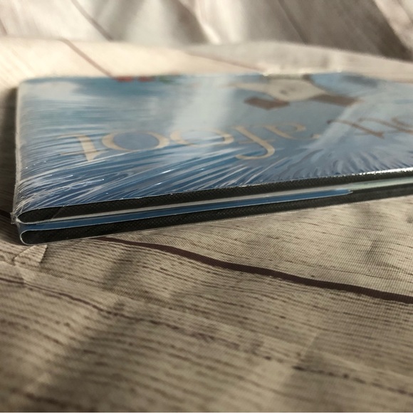 BRAND NEW Alcott Afoot by Steven Kissing Children’s Hardcover Book 2011 - Picture 6 of 7